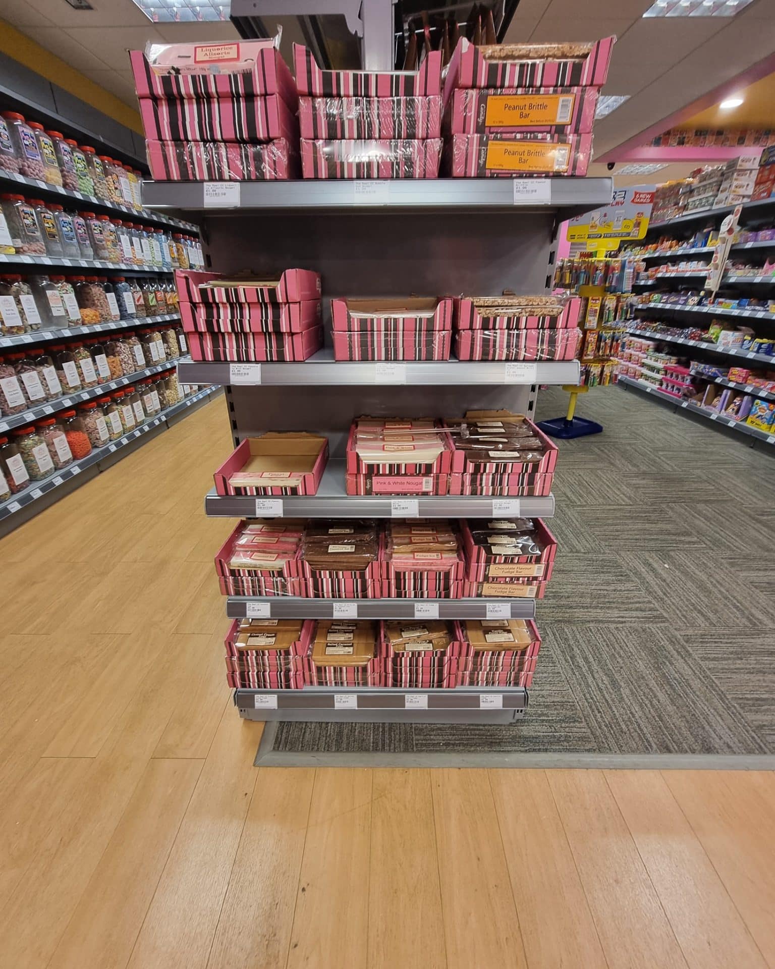Retail Shop Shelving