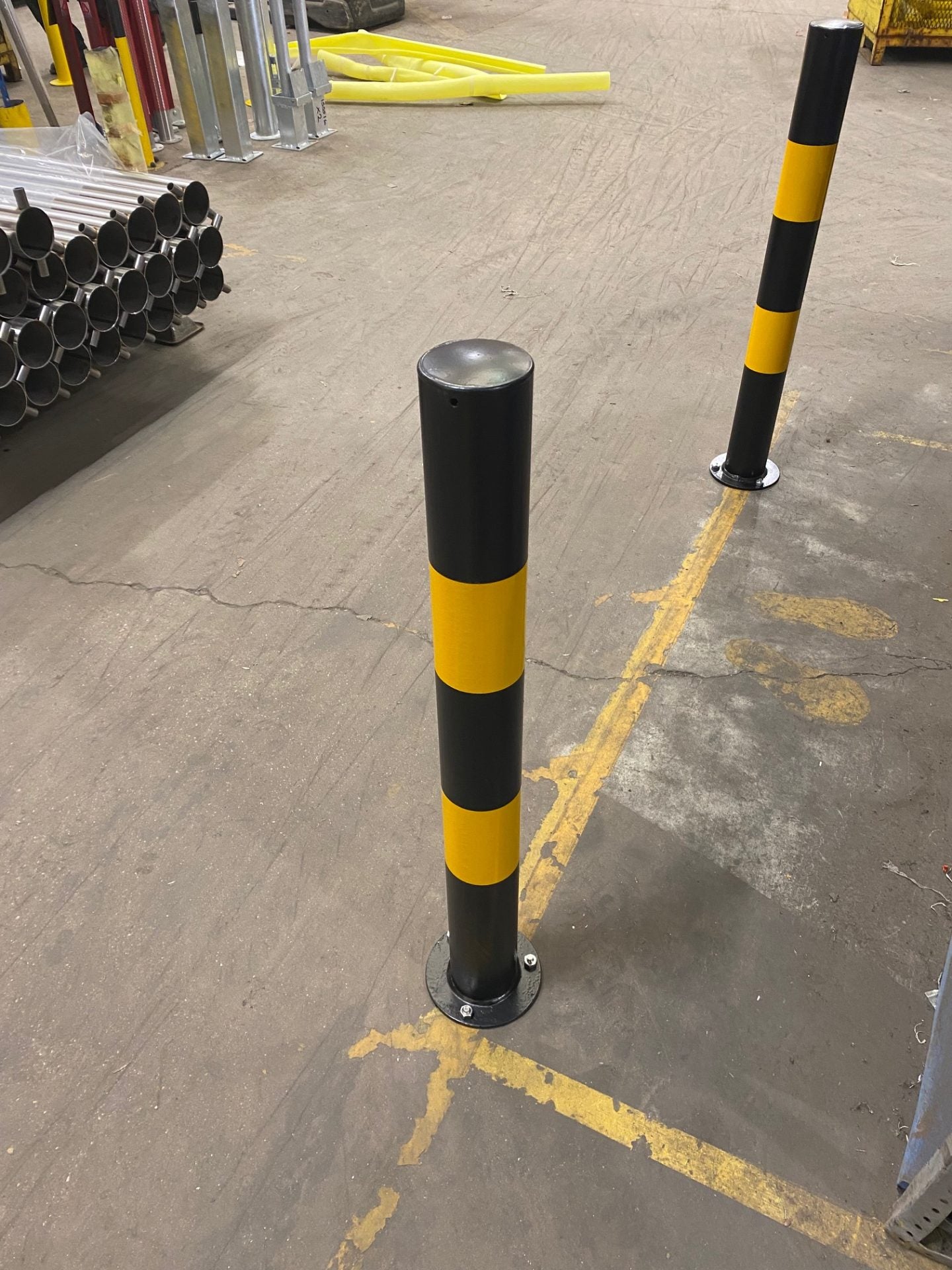 Black Yellow Galvanised Mild Steel Bollard