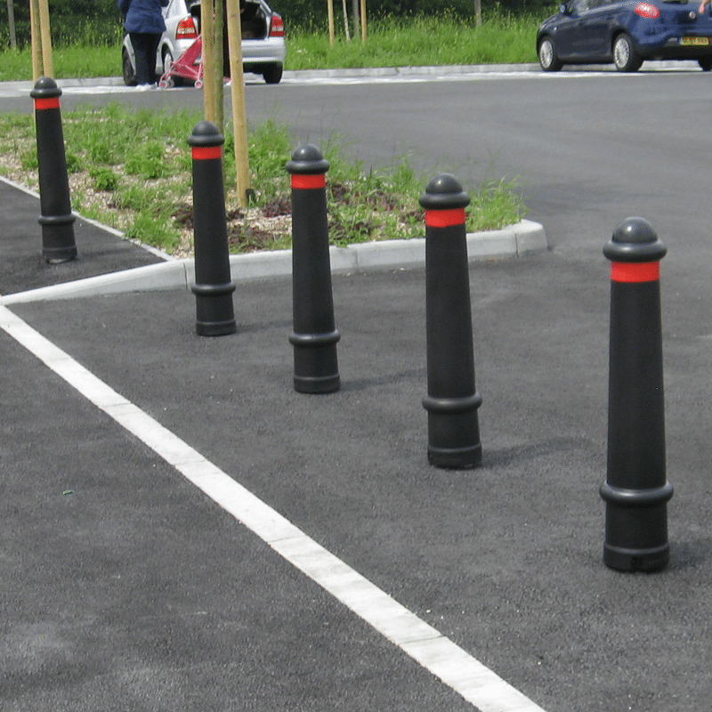 Polyethylene Bollard with Steel Core | Cast Iron Manchester Alternative | EB200