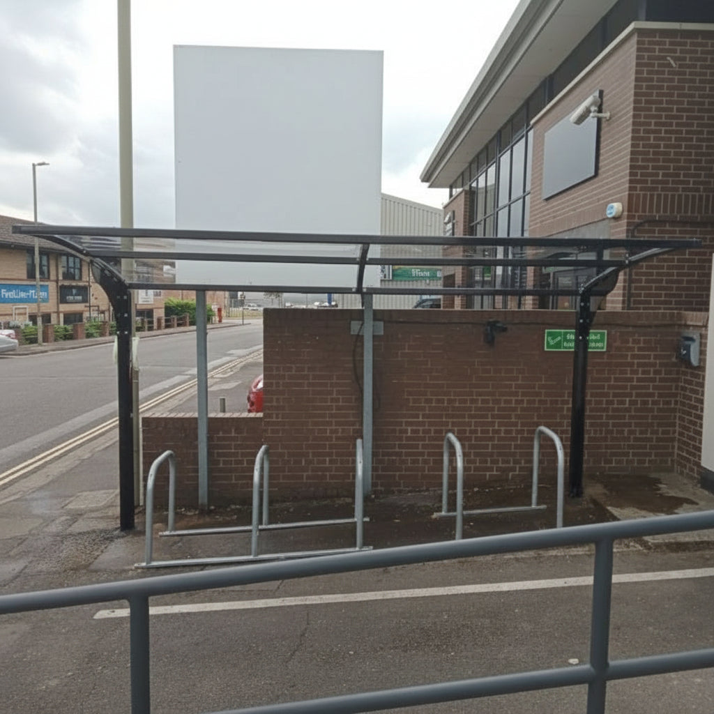 14 Cycle Bike Shelter | The Holwell