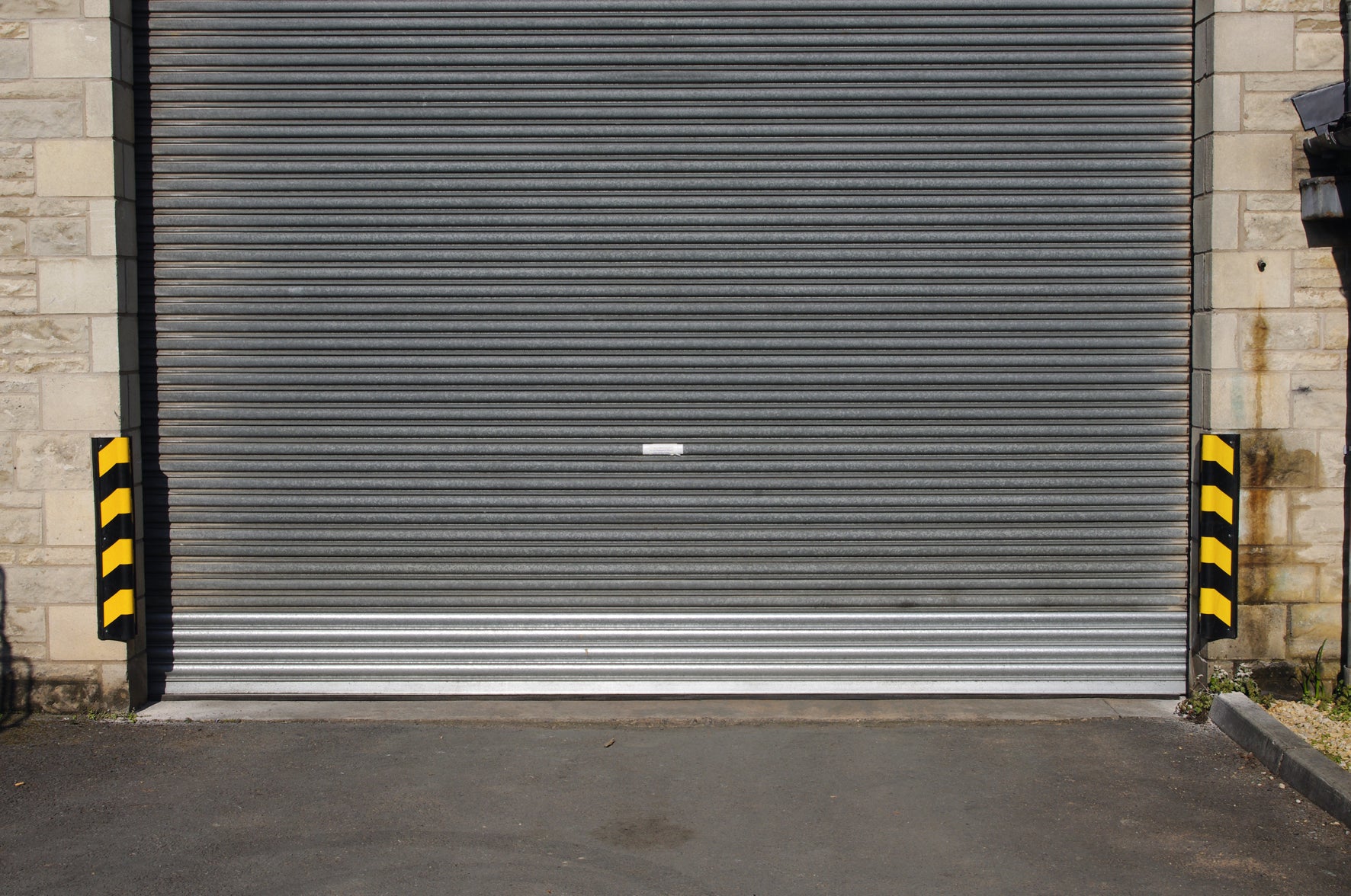 Corner Protector - Bullnose - 800mm Long