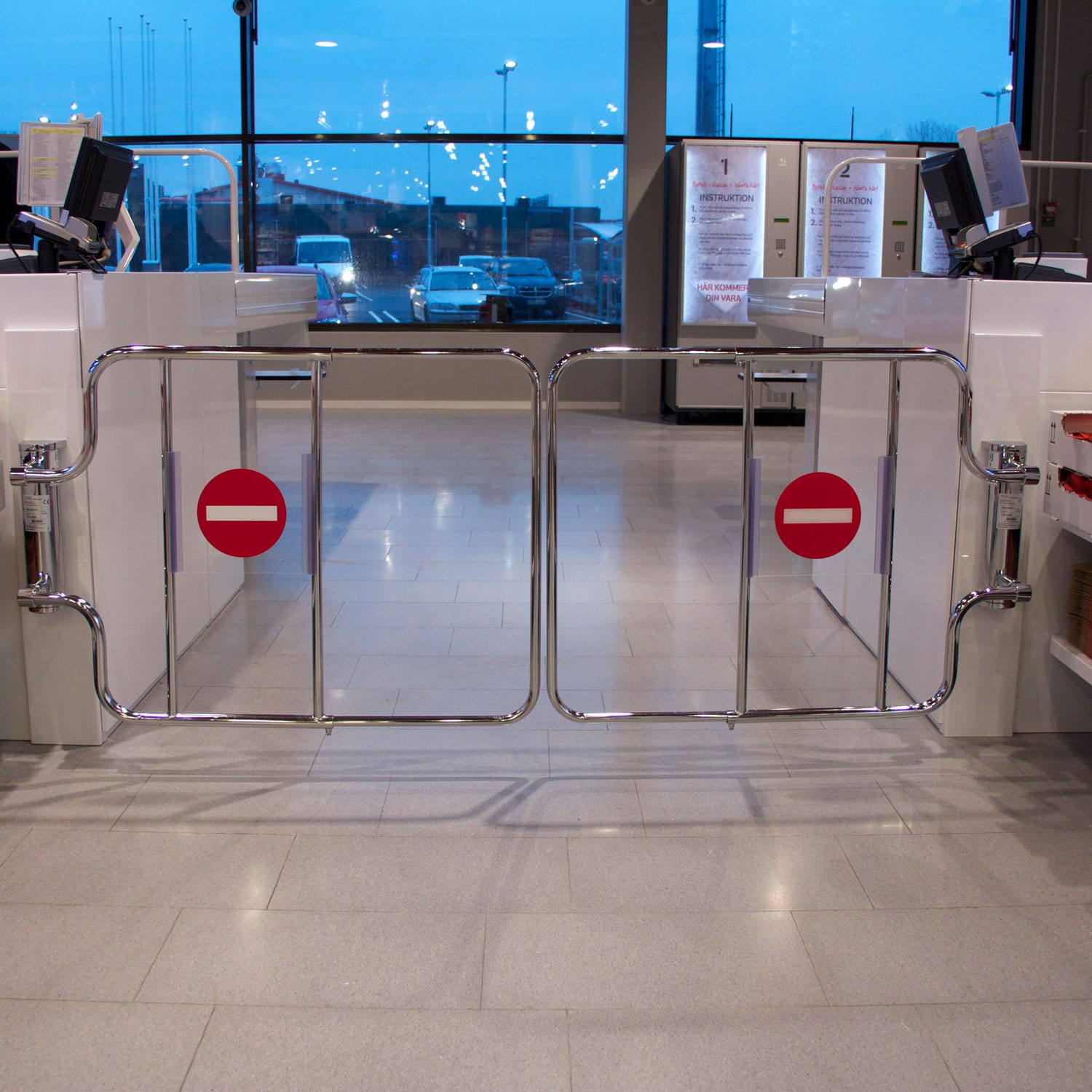 Alarmed Mechanical Checkout Closer Gate