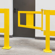 BLACK BULL Railing System Gate - Store Fittings Direct