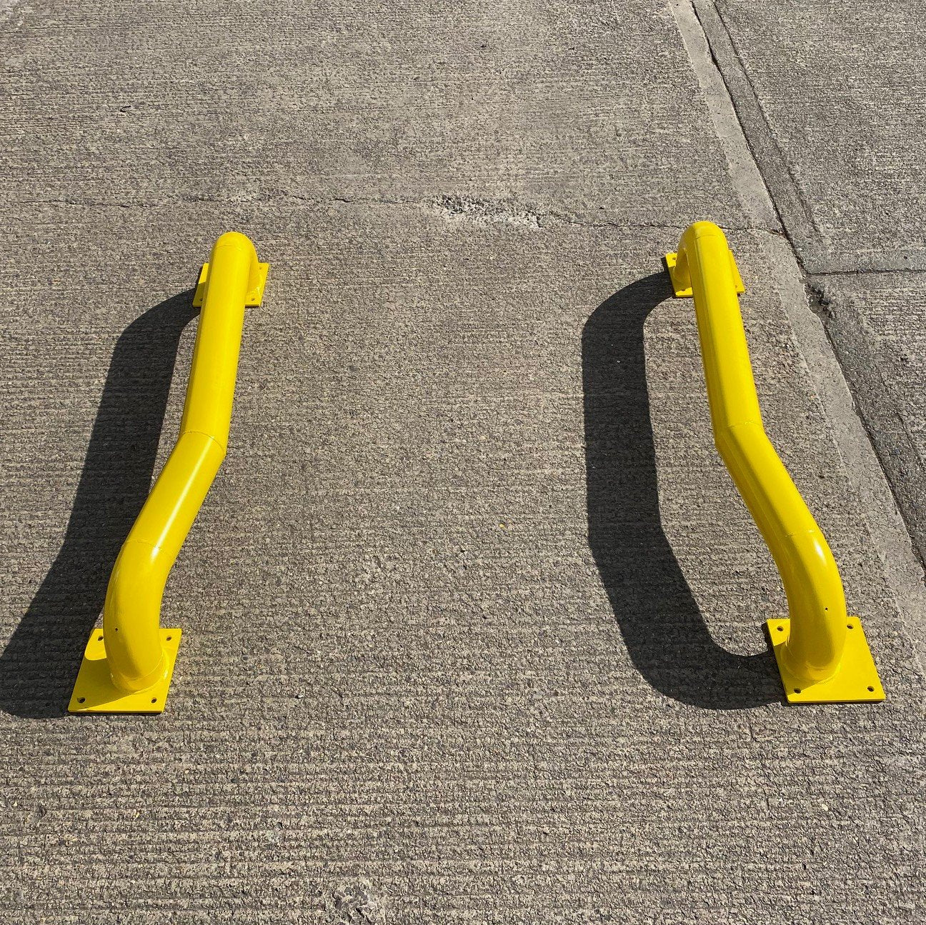 Cranked HGV Wheel Guides - Store Fittings Direct