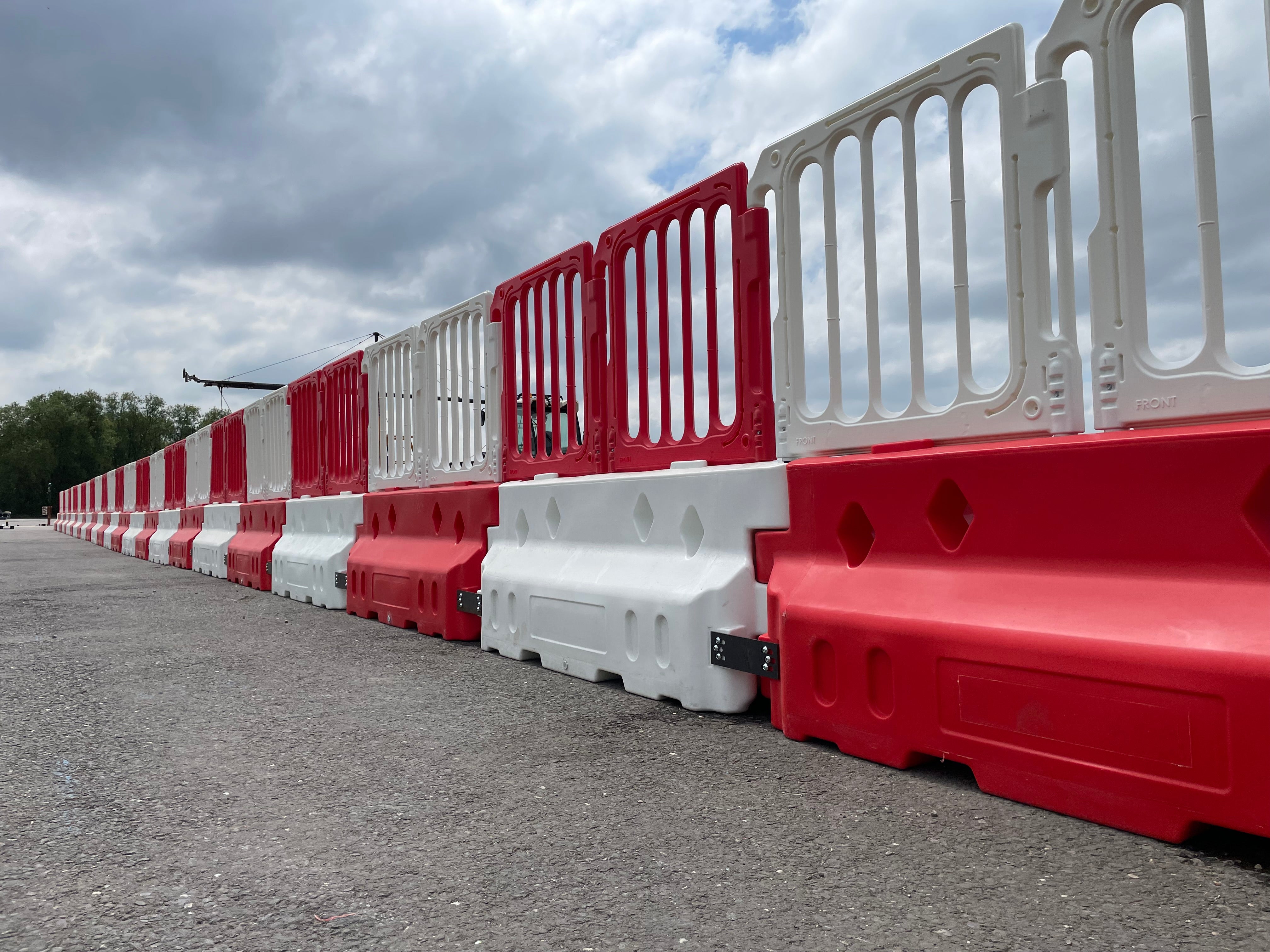 Defender 50 High-Impact Barrier for High-Risk Sites - Store Fittings Direct