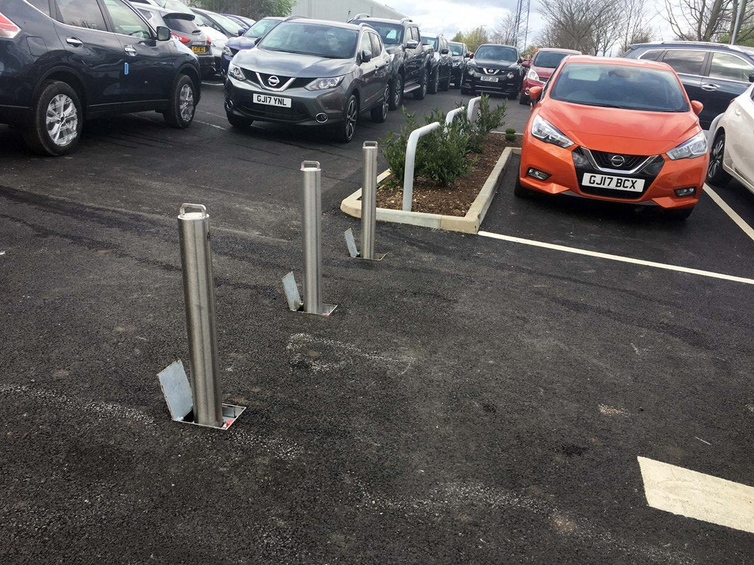 Lift Assisted Telescopic Retractable Bollard | Galvanised or Stainless Steel - Store Fittings Direct
