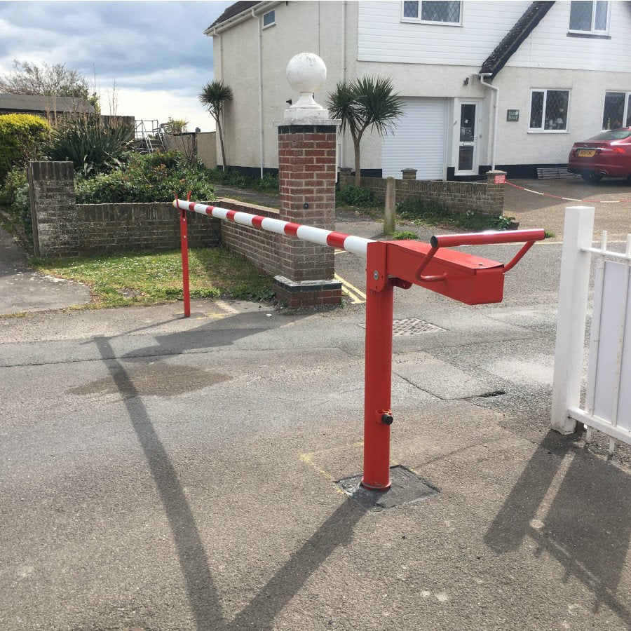 Manual Rise Arm Barrier