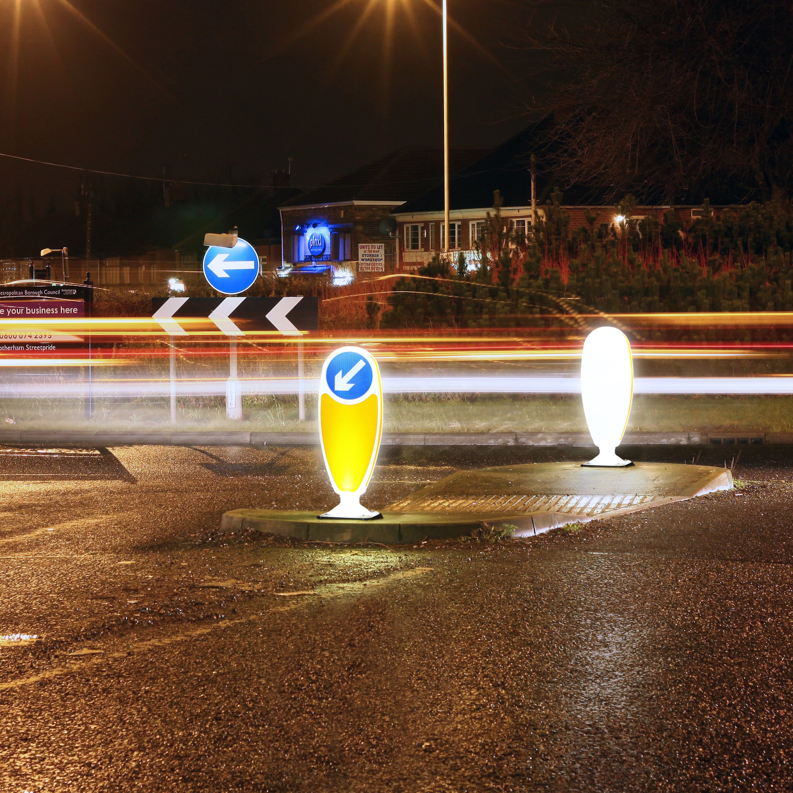 Illuminated Night Owl | Flexible Keep Left Bollards - Store Fittings Direct