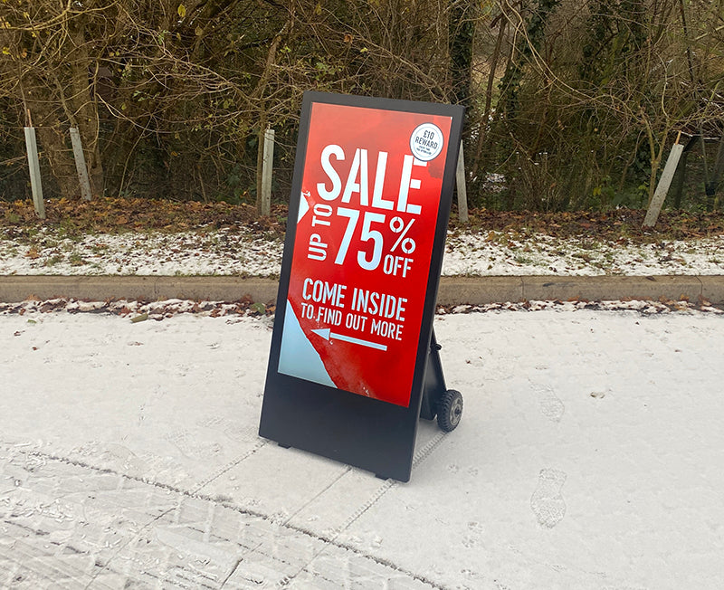 3-Day Hire — Outdoor Battery Powered Digital A-Board | IP65 Waterproof | 700cd/m² - Store Fittings Direct
