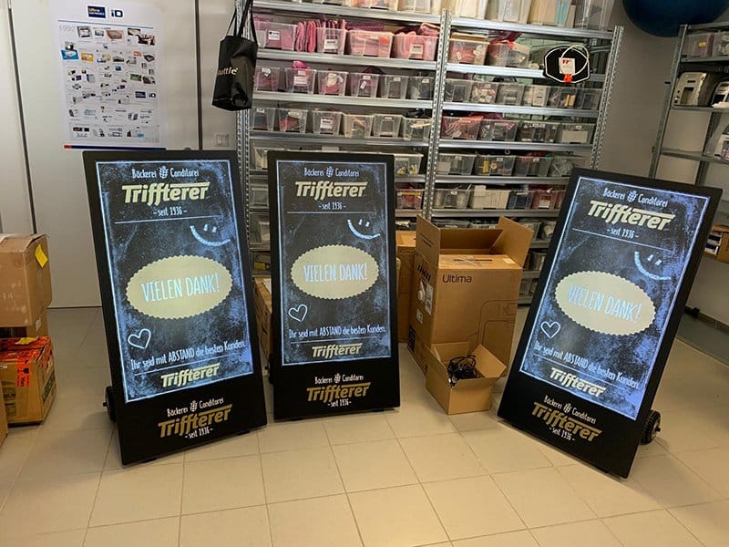 OutDoor Portable Battery Powered Digital A Board