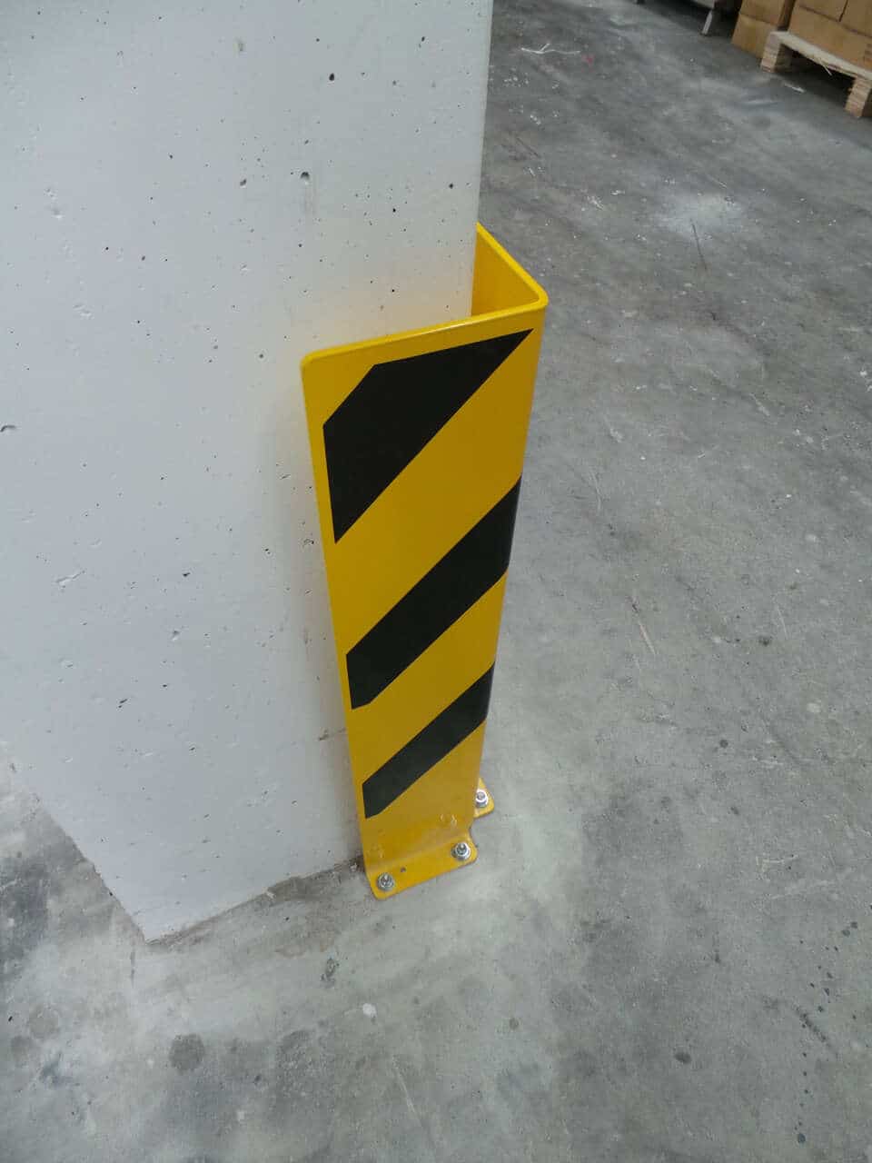 Pallet Racking Protection | Black Bull