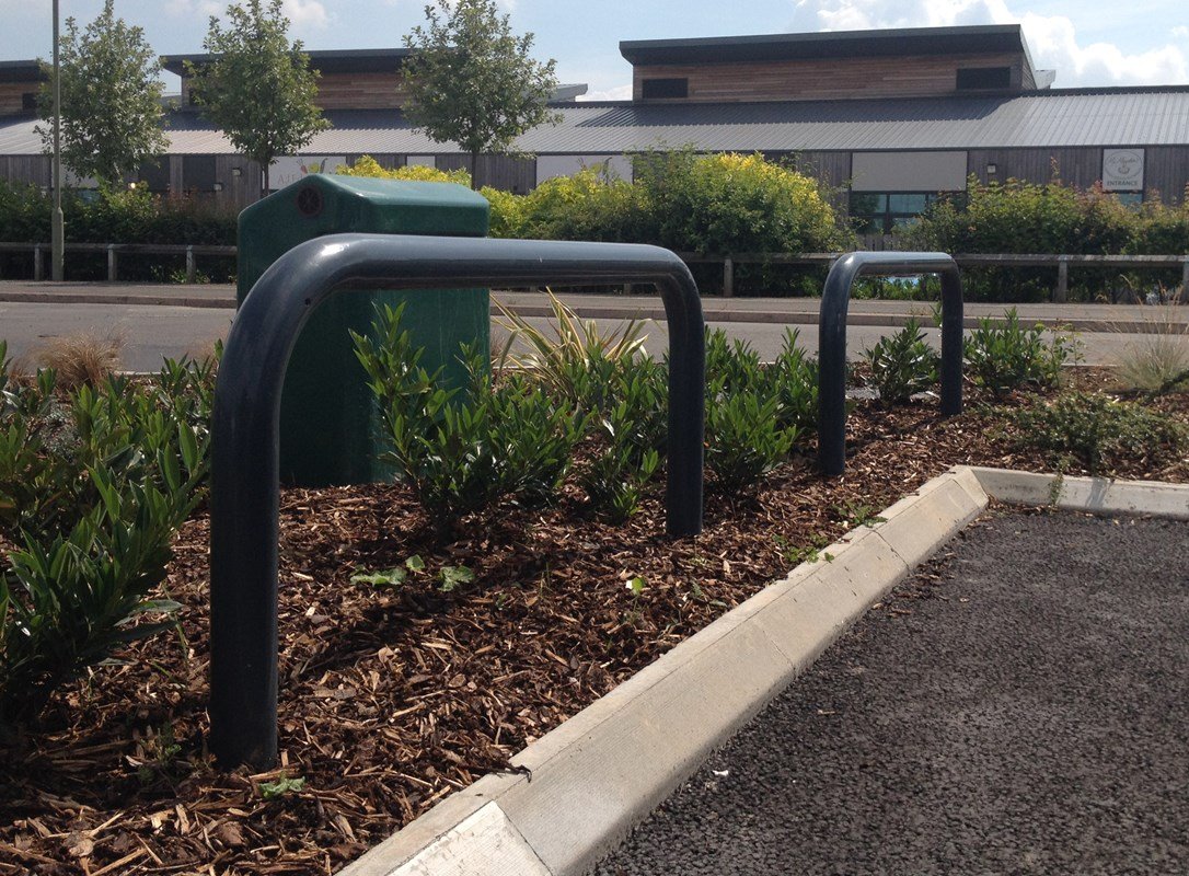 Perimeter Hoop Barrier Galvanised 76mm | 1000mm Above Ground - Store Fittings Direct