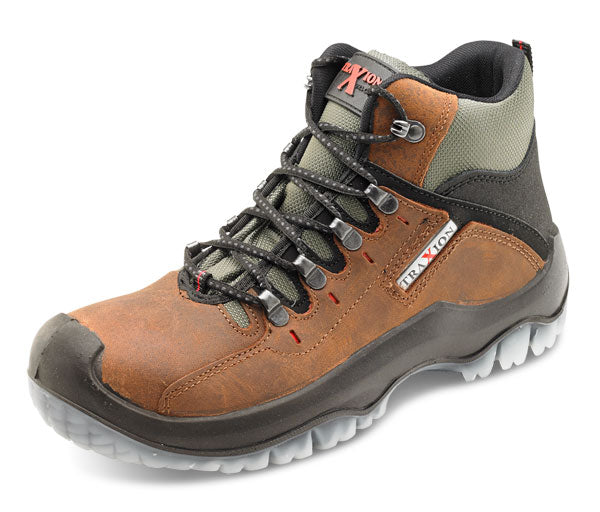 Traxion Boot