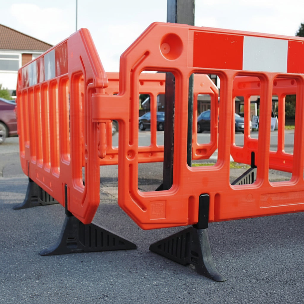 TRAFFIC-LINE Chapter 8 Works Barrier | HDPE - Store Fittings Direct