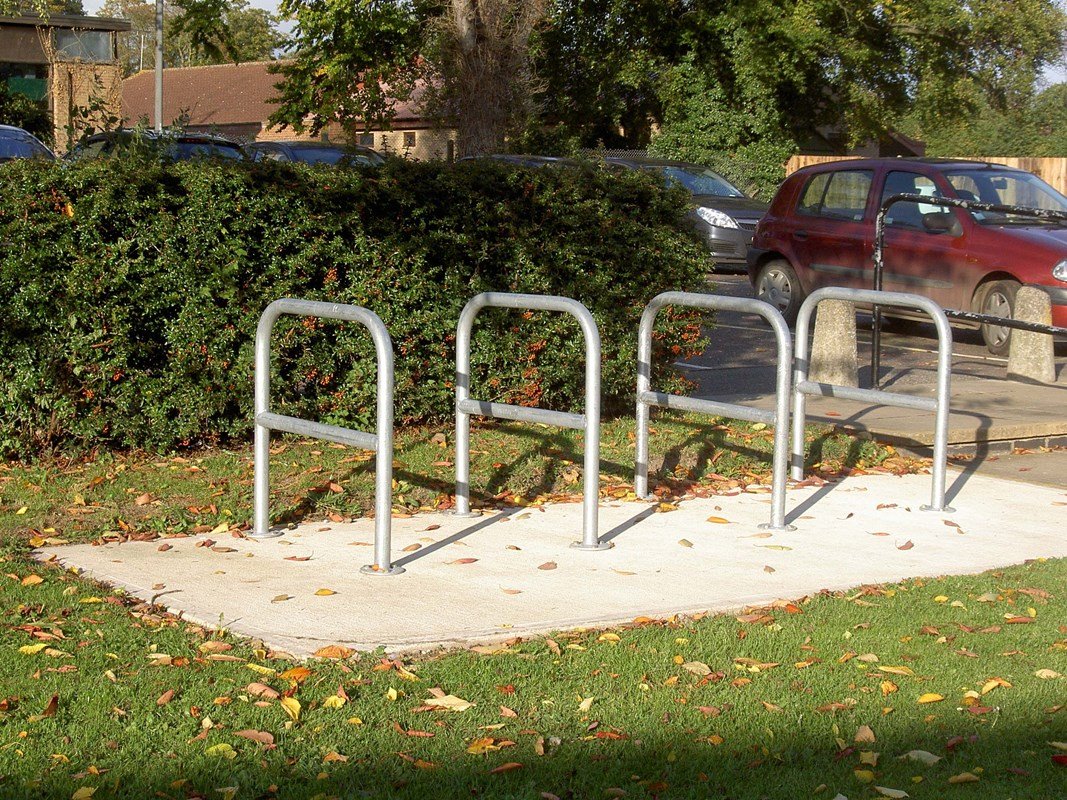 Sheffield Bilton Cycle Stand | Transport Bike Stand - Store Fittings Direct