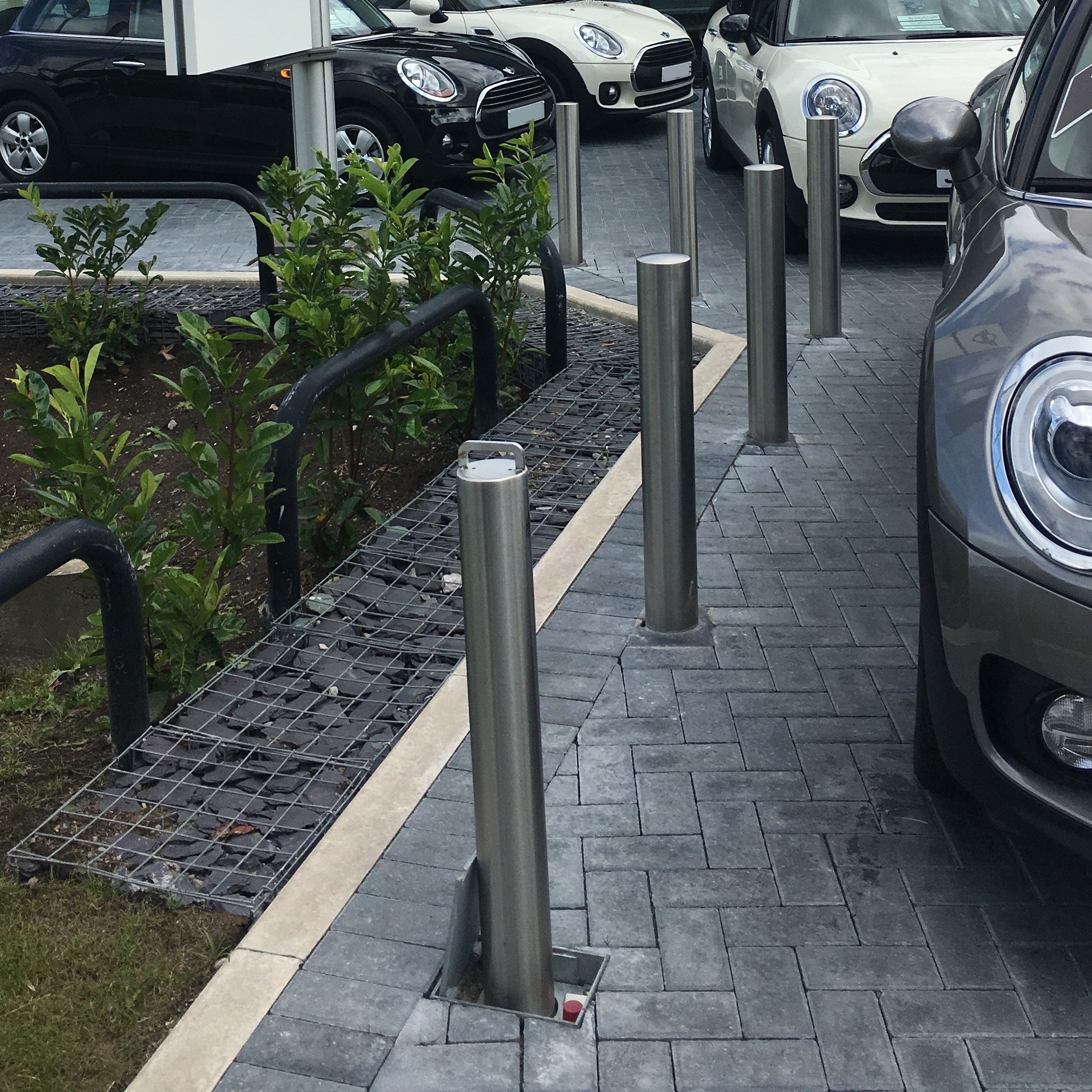 Stainless Steel RGP 900 Removable Bollard with Integral Lock